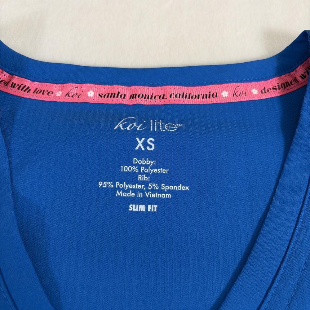 NWT Koi Lite Scrub Top Womens Slim Fit XS Blue Scrub Top Medical Nurse Charity - Picture 6 of 13